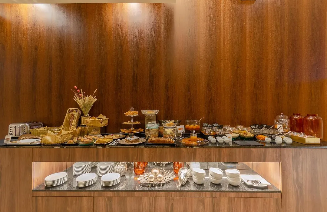 Turim Boulevard Hotel (Adults Only)-1