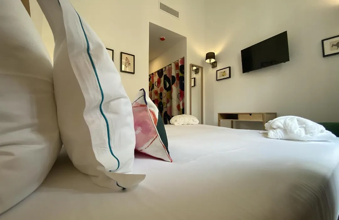 Hotel Maia-1