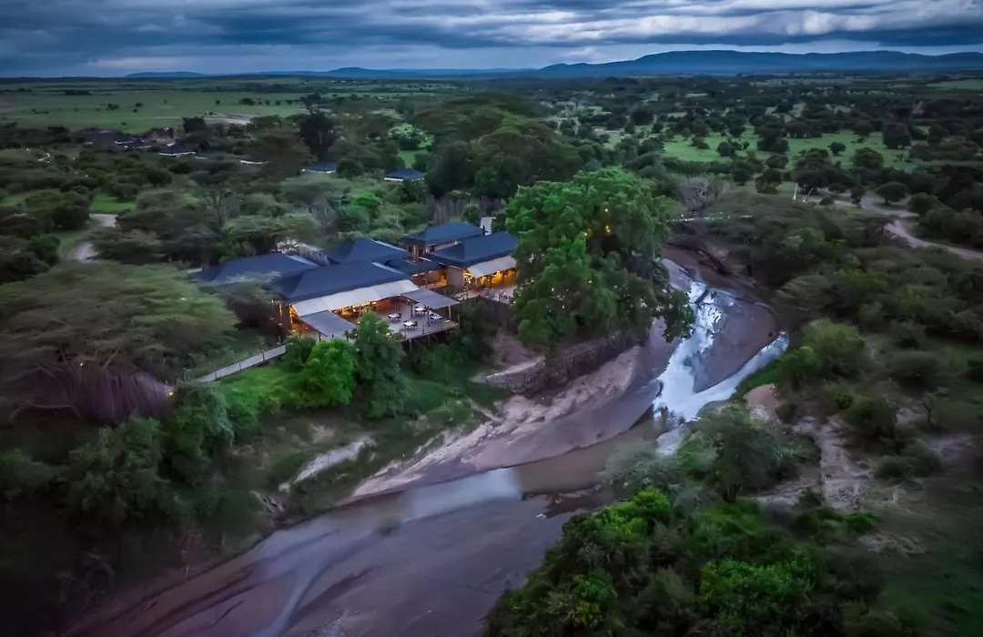Jw Marriott Masai Mara Lodge-1