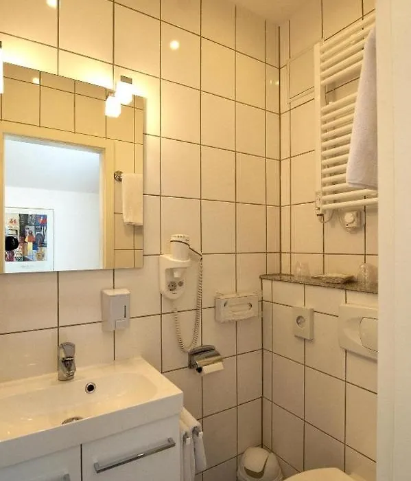 Hotel Wittelsbacher Hof-1