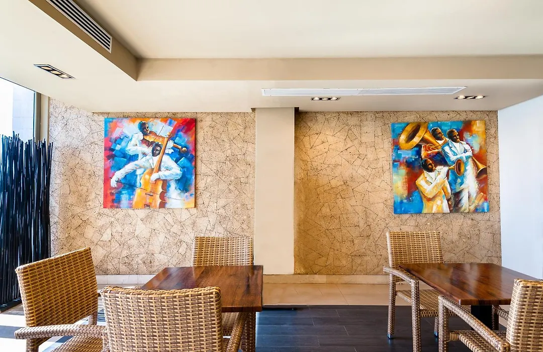 Kn Hotel Arenas Del Mar Adults Only-1