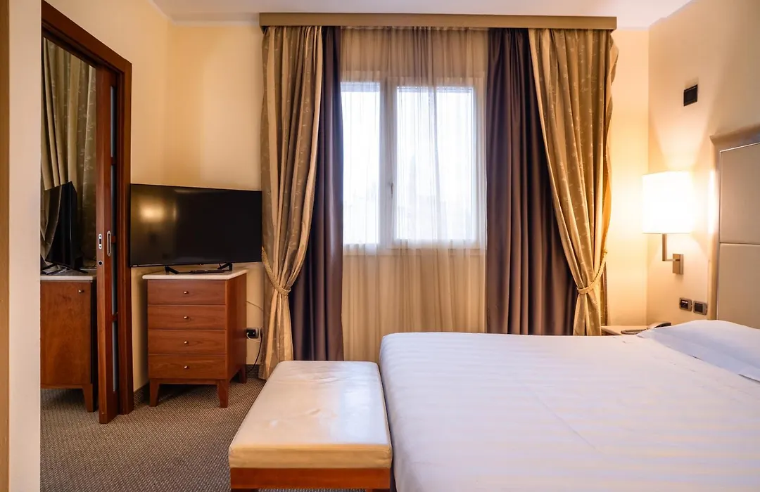 Hotel Airone - Ombrellone Incluso Al Bagno Dolce Vita A Marina Dal 1 Giugno Al 28 Settembre-1