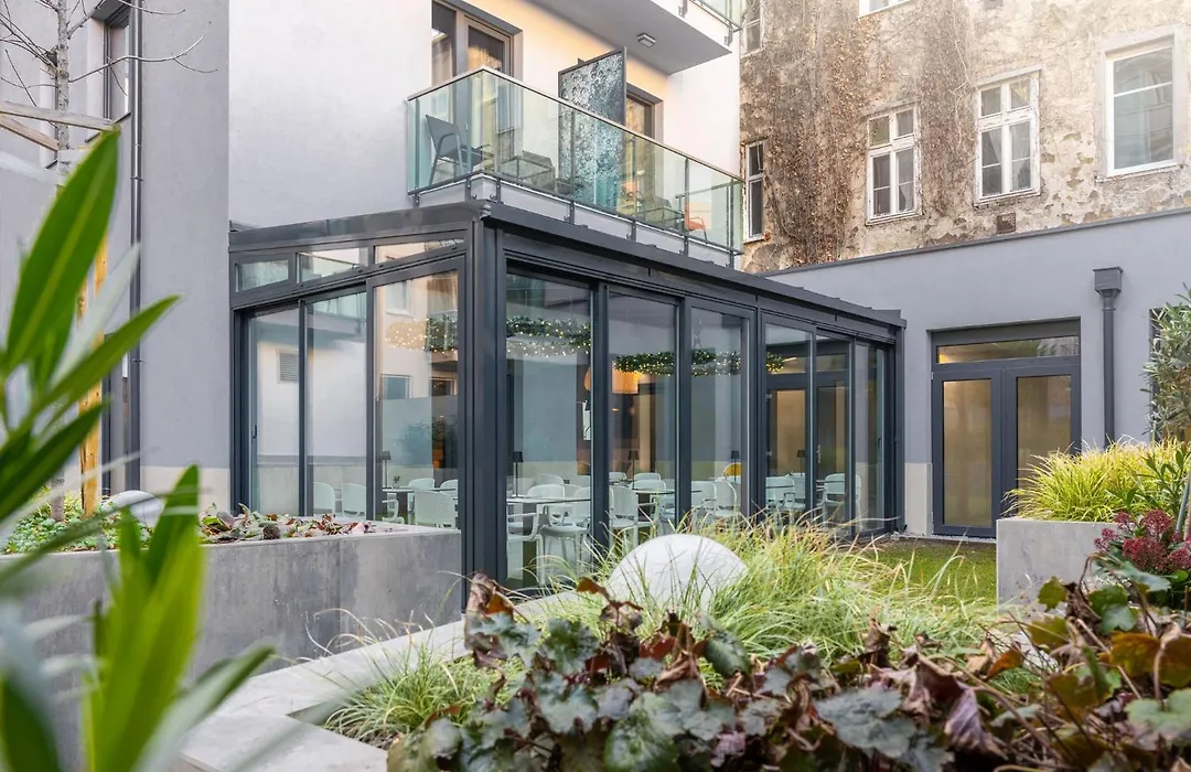 Onyx Luxury Budapest-1
