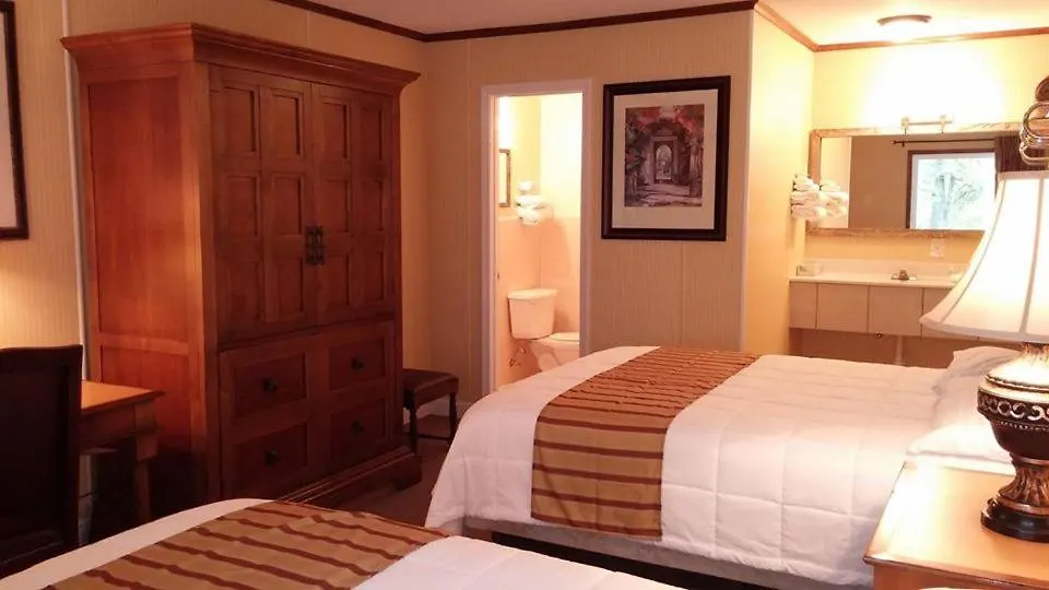 Southern Comfort Inn & Resort-1