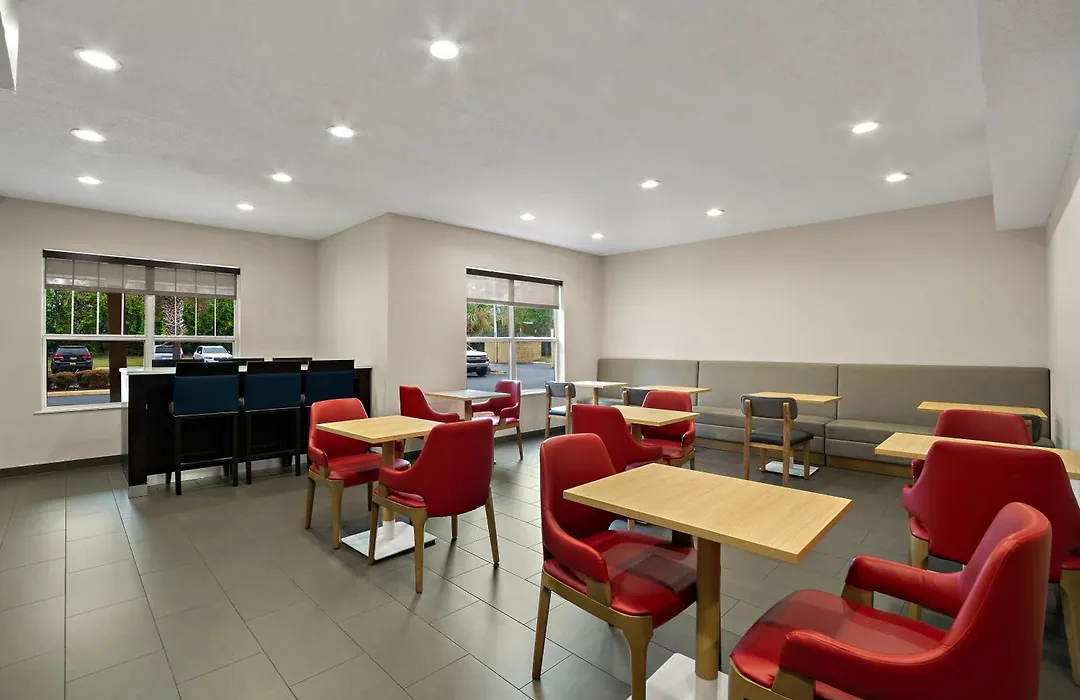 Comfort Inn & Suites Santee I-95-1