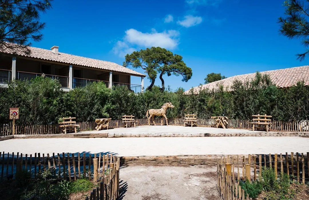 Le Hameau Des Pesquiers Ecolodge&Spa, Curio Collection By Hilton-1