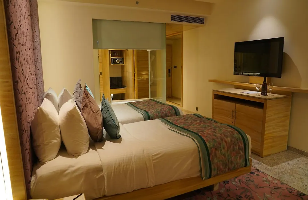 Hotel Royal Orchid Jaipur, Tonk Road-1