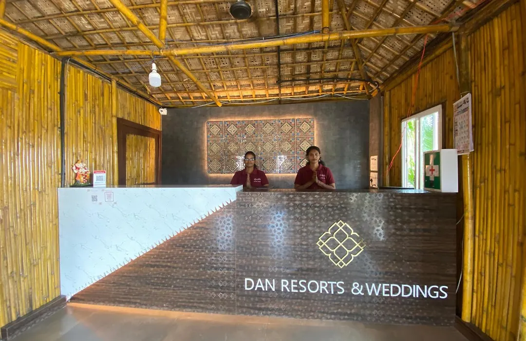Dan Resorts & Weddings-1