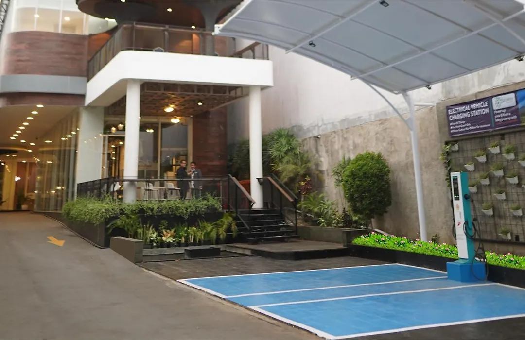 Luminor Hotel Purwokerto By Wh-1