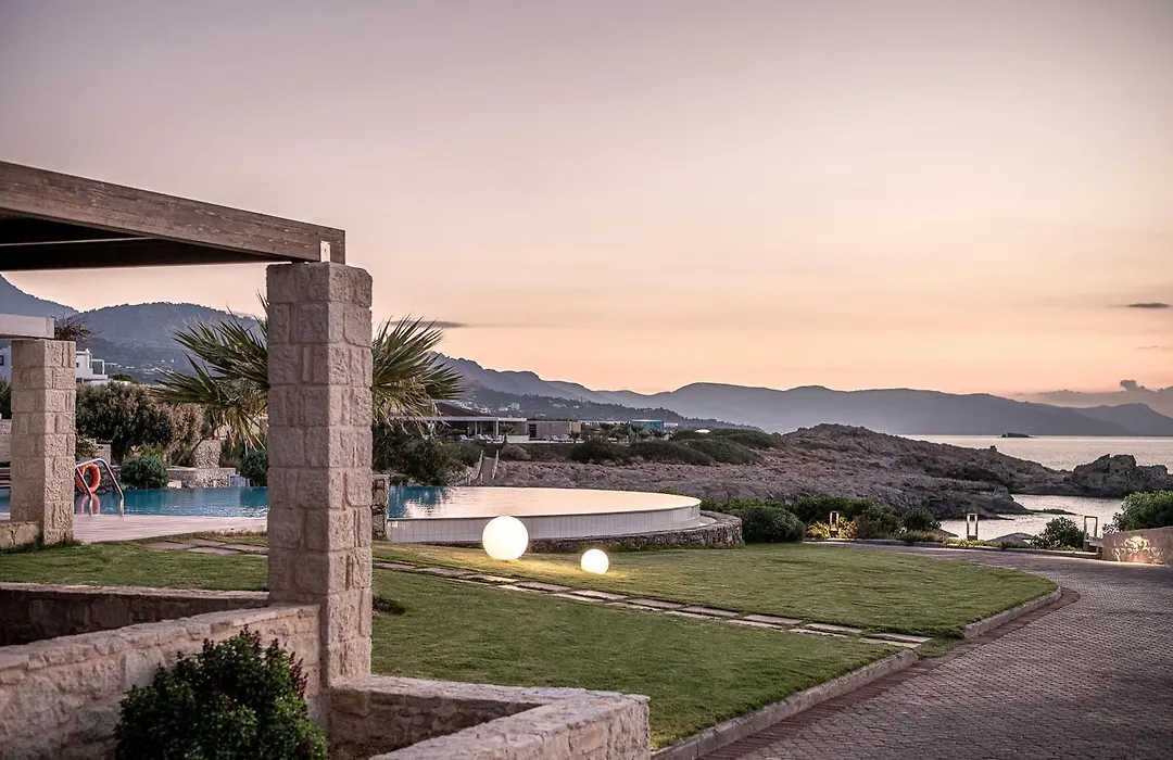 Kakkos Beach Hotel - Adults Only-1