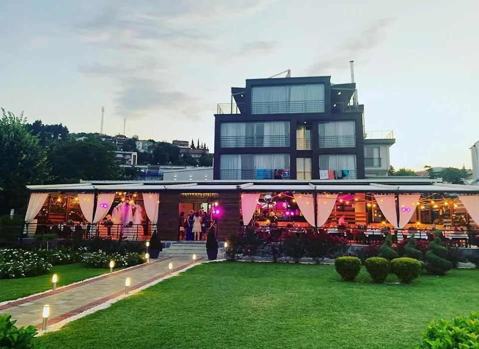 Romantique Dojran Hotel-1