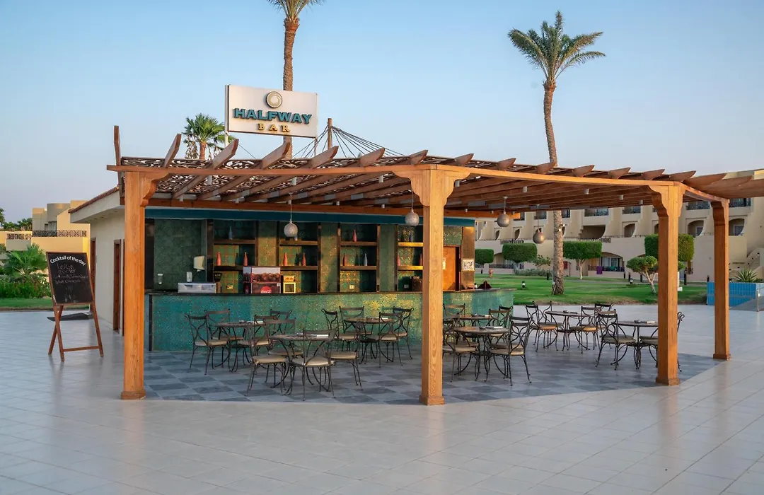 Cleopatra Luxury Resort Makadi Bay-1