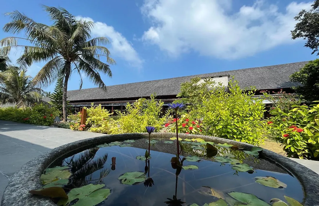 The Barefoot Eco Hotel-1