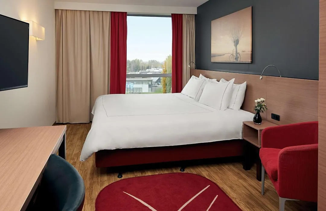 Park Plaza Amsterdam Airport-1