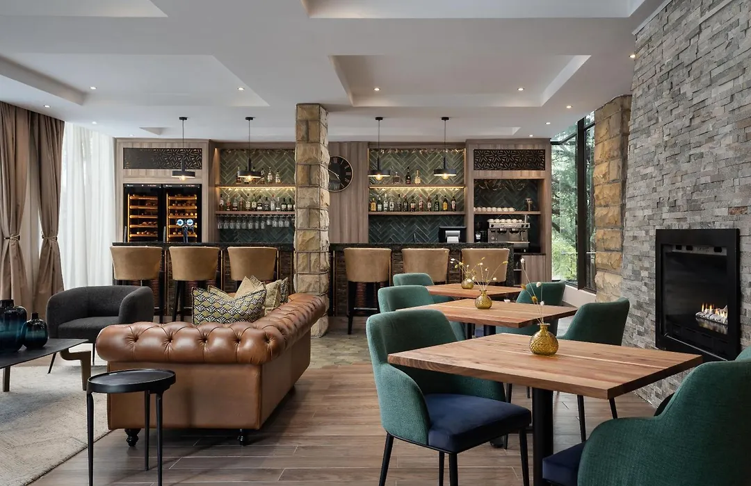 Protea Hotel By Marriott Clarens-1