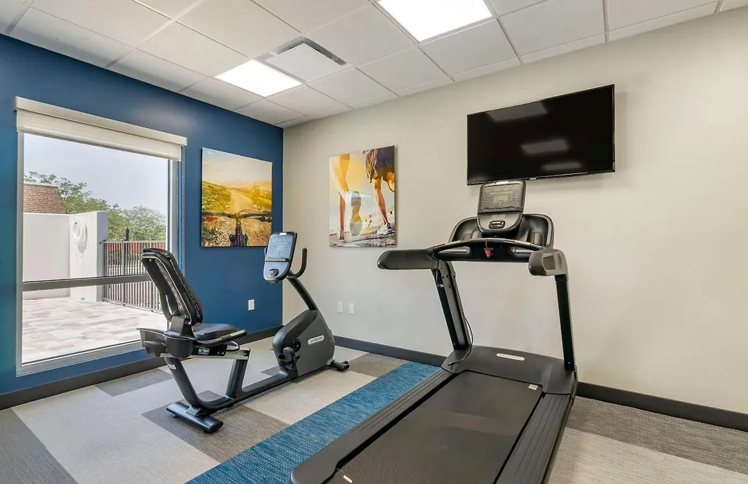 Comfort Inn & Suites New Port Richey Downtown District-1
