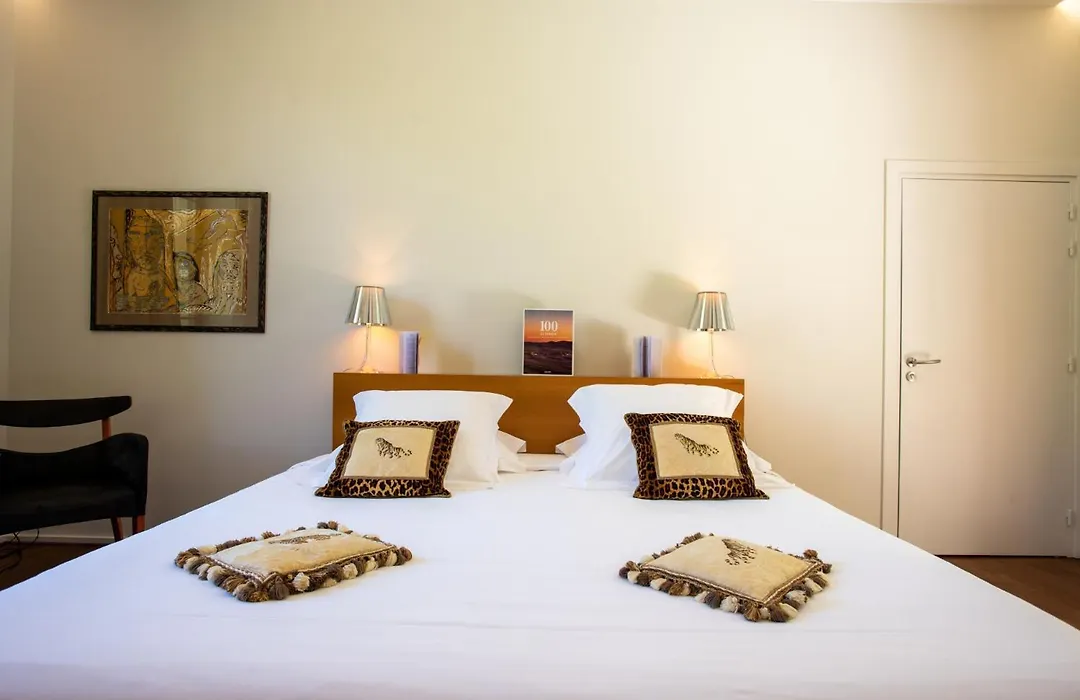 Hotel Chateau Des Alpilles-1