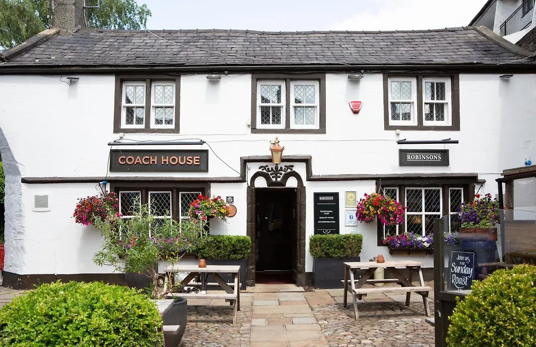 Coach House-1