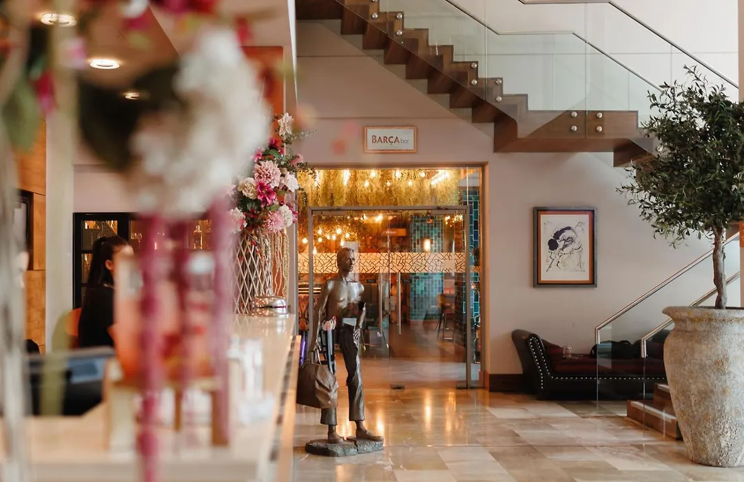 Casa Hotel-1