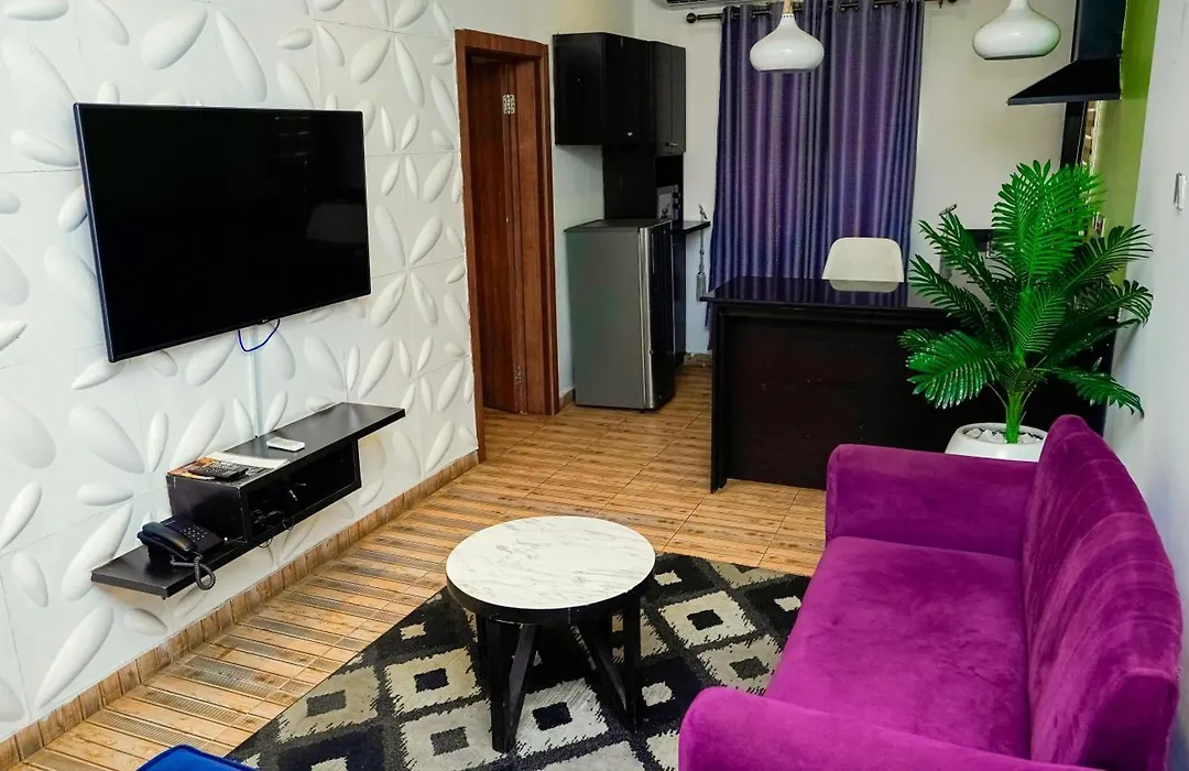 James Court Hotel & Luxury Apartments-1