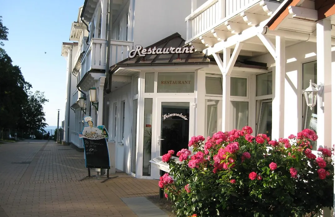 AKZENT Waldhotel Spa Rügen-1