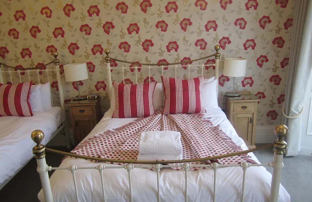 Yeo Dale Hotel-1