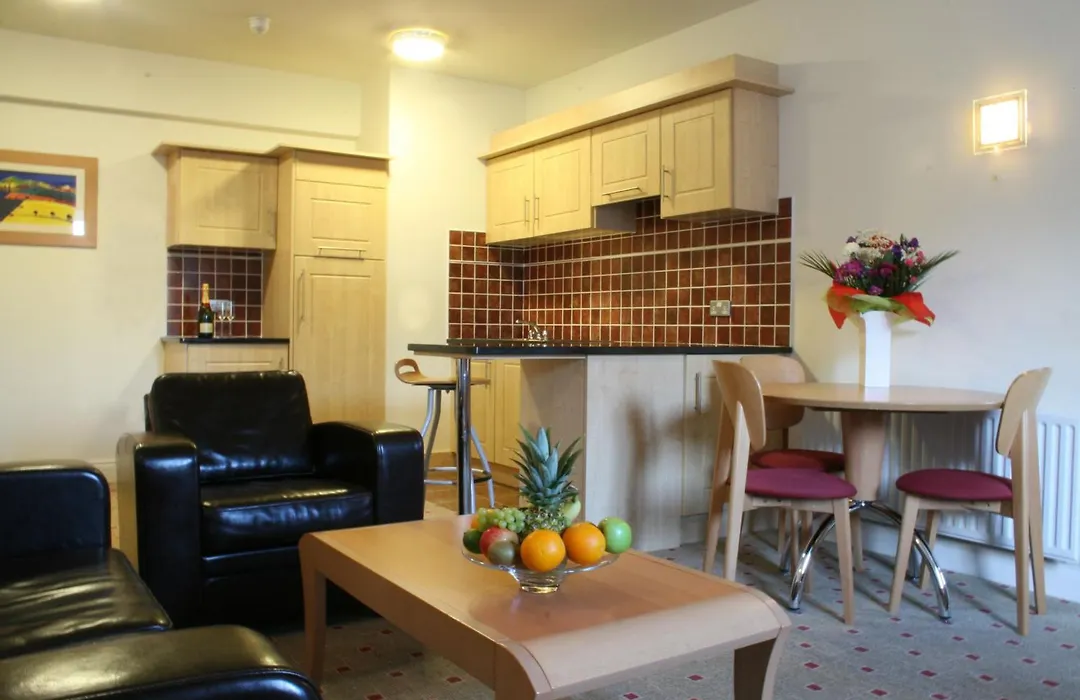 Lahinch Coast Hotel And Suites-1
