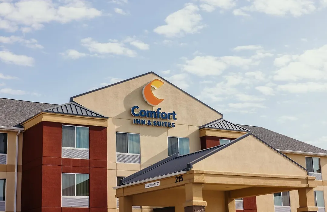 Comfort Inn & Suites Ankeny - Des Moines-1