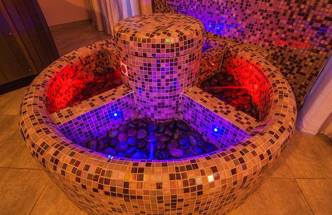 Hotel La Perla-1