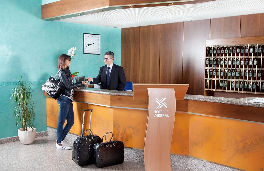 Hotel Mistral-1