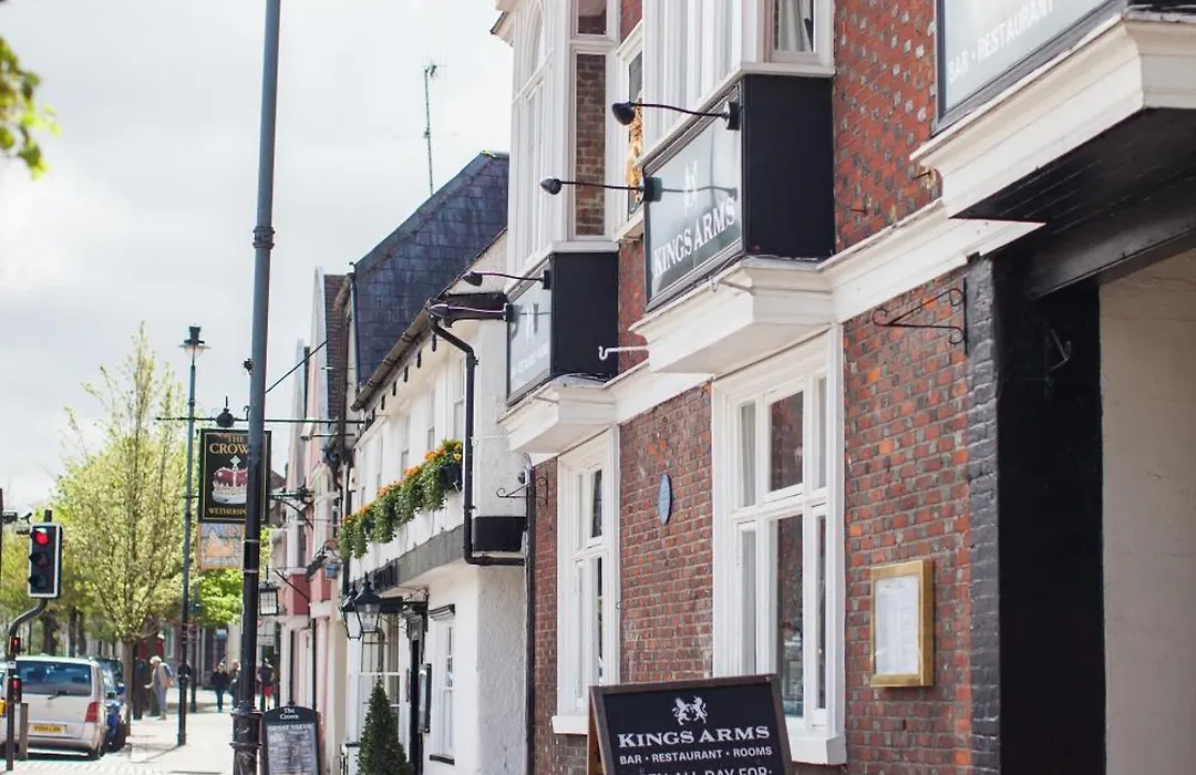 Kings Arms Hotel-1