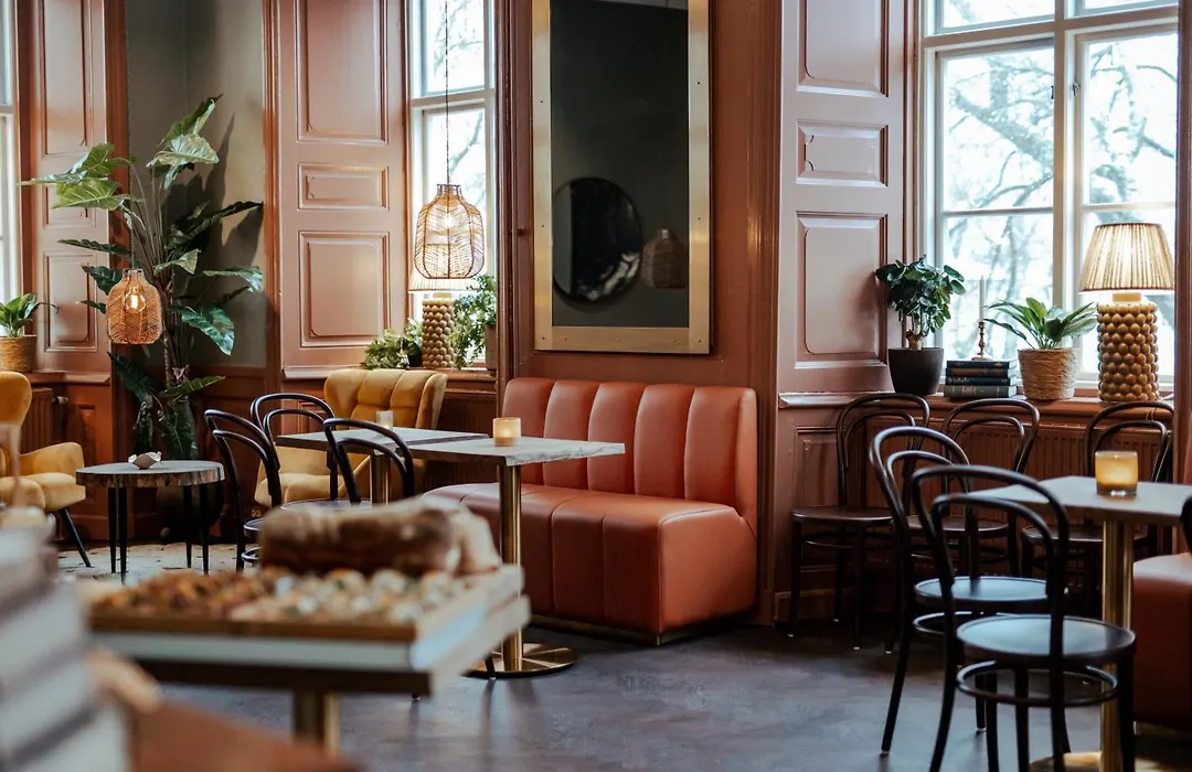 Haga Slott-1