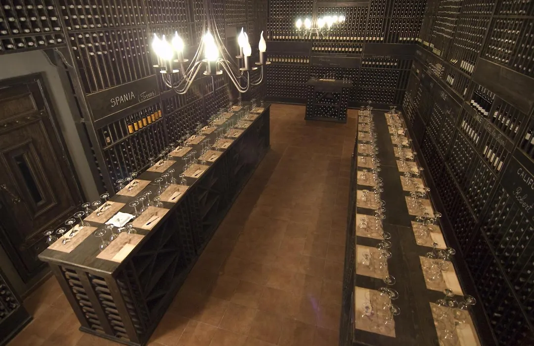 Chateau Vartely-1