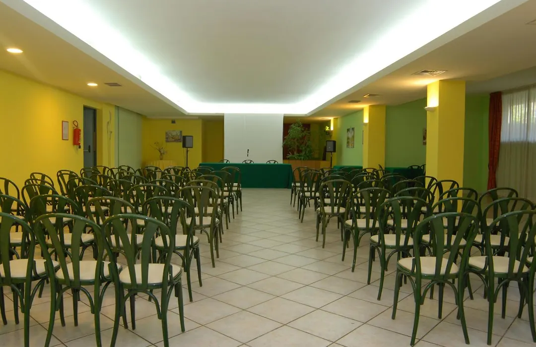 Hotel Parco Degli Ulivi-1