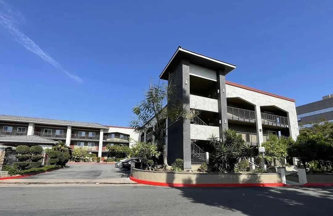 Quality Inn Ontario Airport Convention Center-1