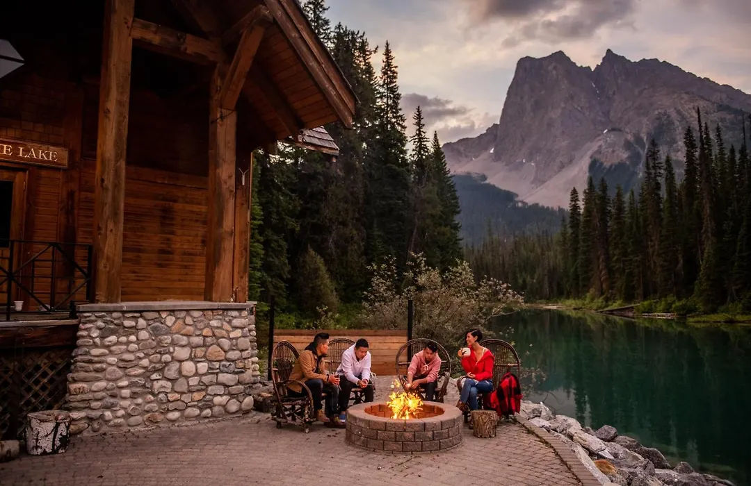 Emerald Lake Lodge-1