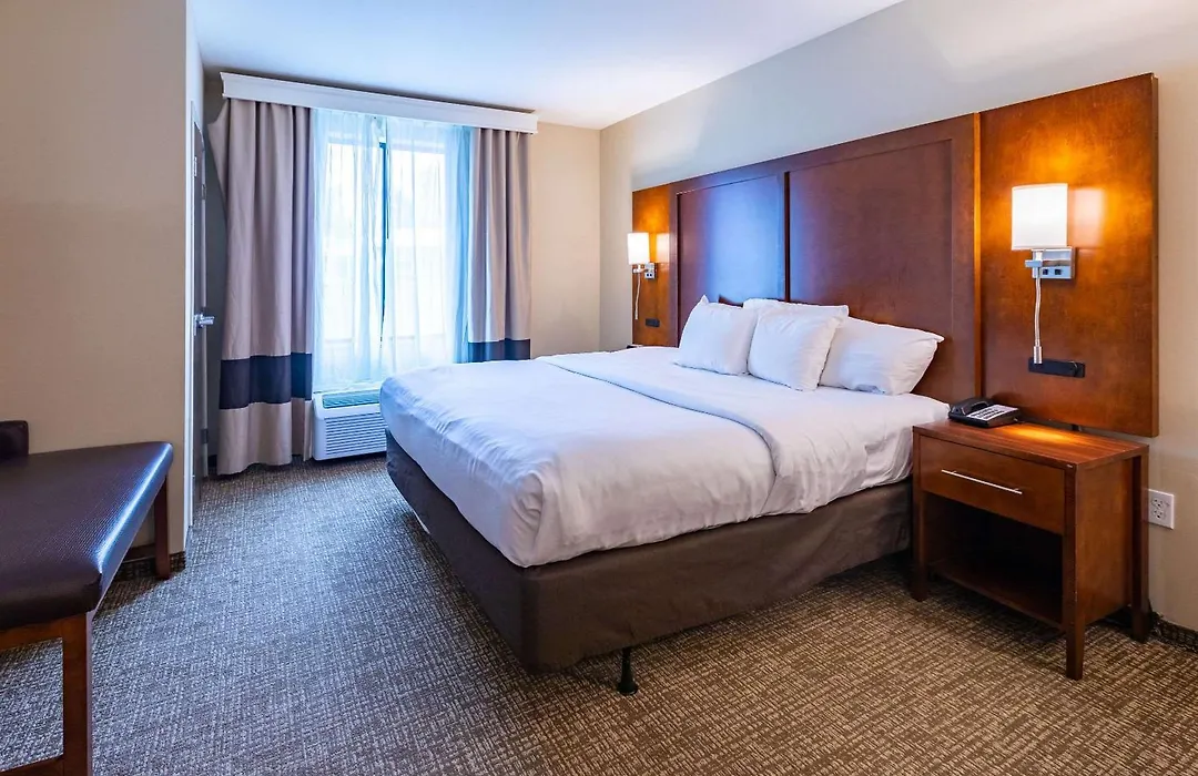 Comfort Suites Denver Near Anschutz Medical Campus-1