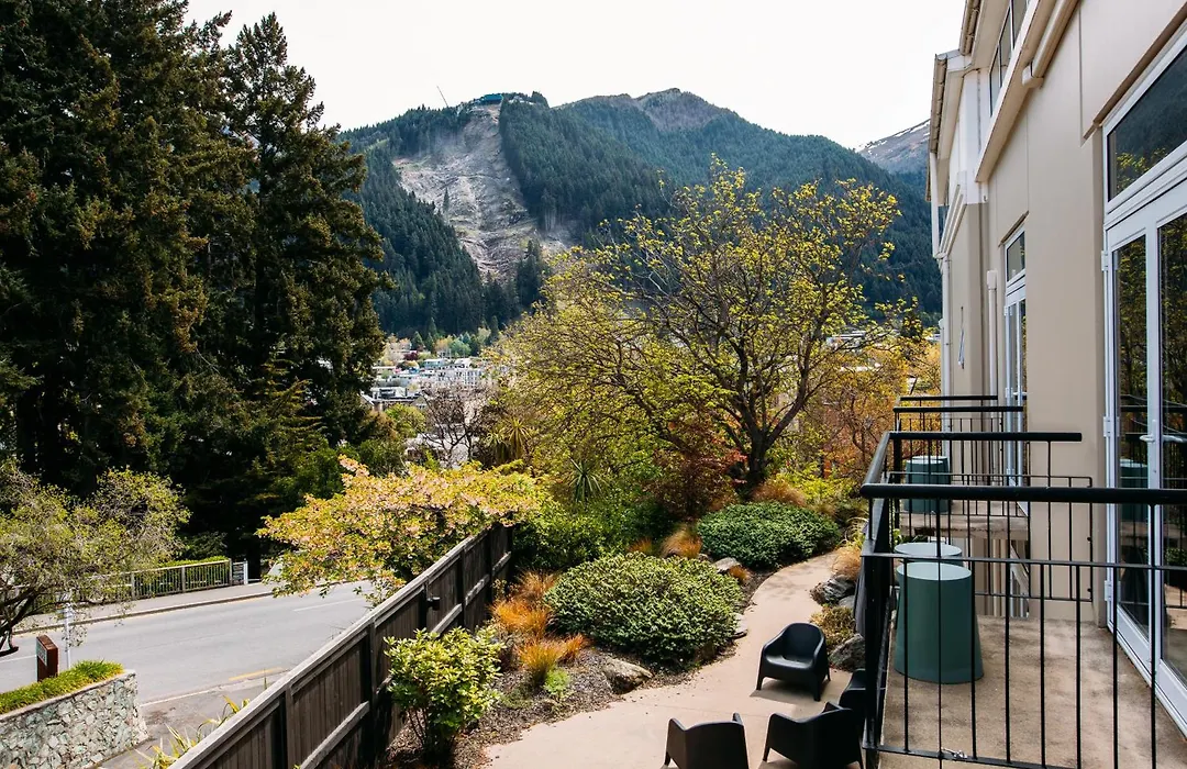 The Central Hotel Queenstown, A Naumi Chapter-1