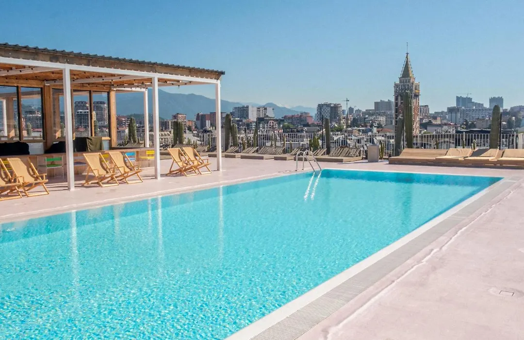 Rooms Hotel Batumi-1