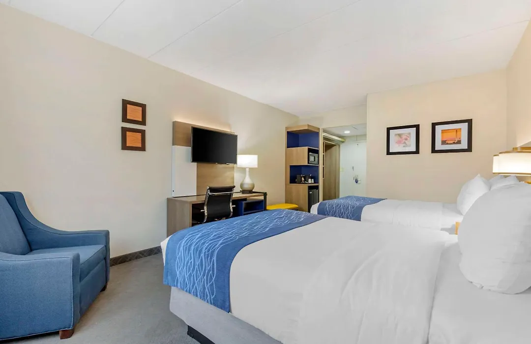 Comfort Inn Herndon-Reston-1