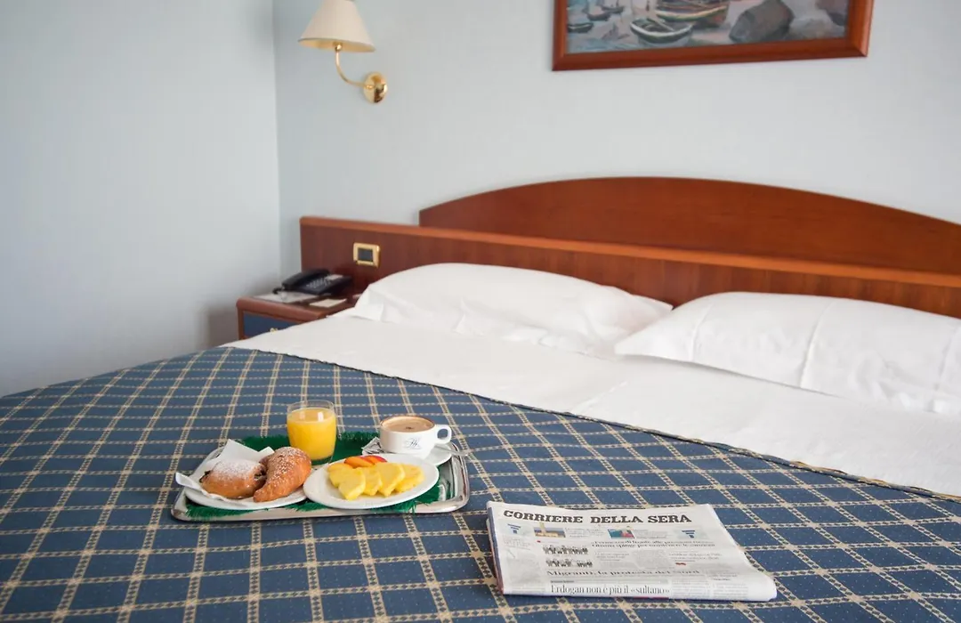 Hotel Levante-1