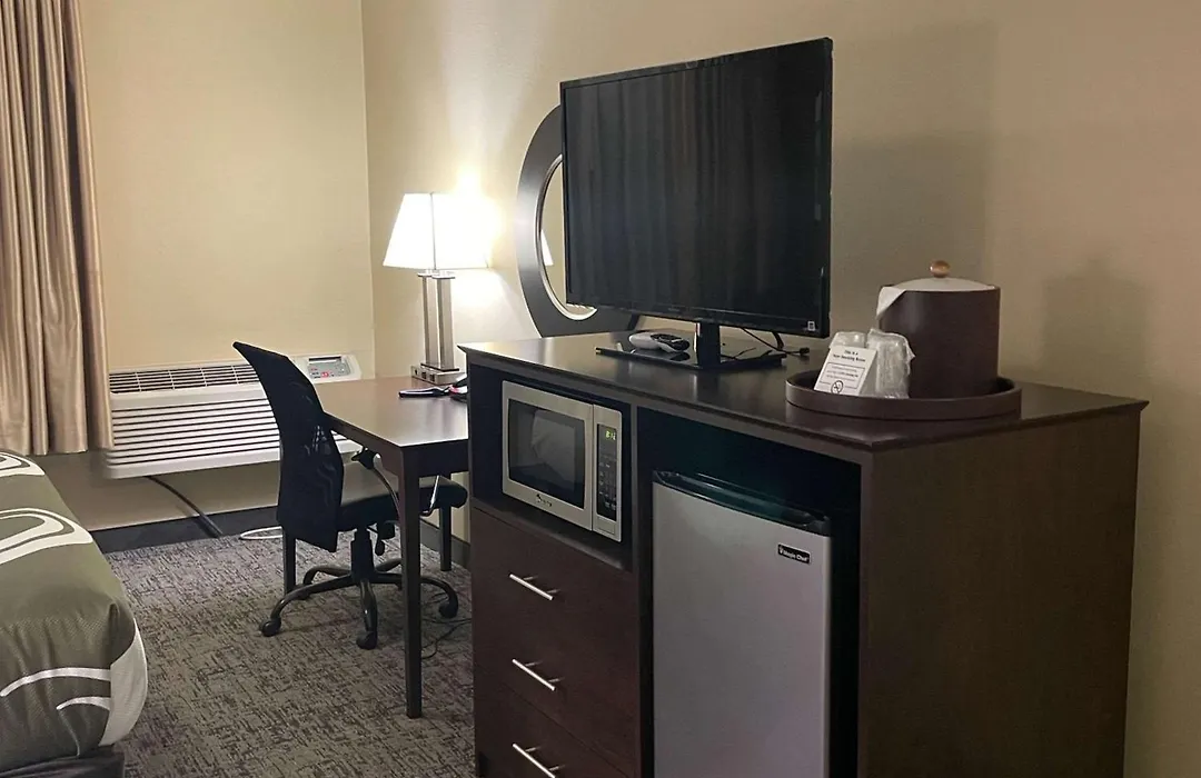 Quality Inn Ontario-1