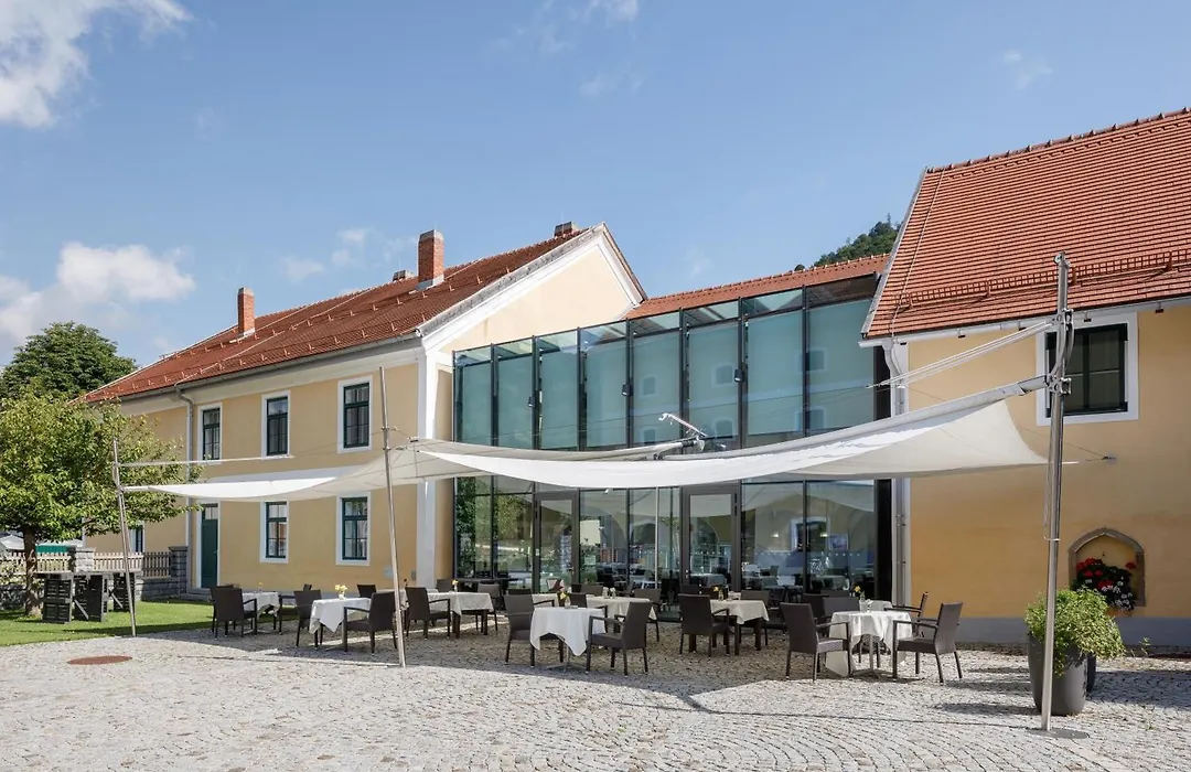 Wesenufer Hotel&Seminarkultur an der Donau-1