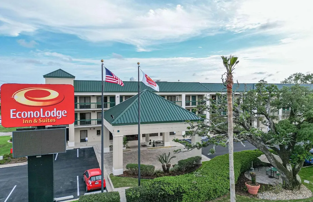 Econo Lodge Inn & Suites Foley-North Gulf Shores-1