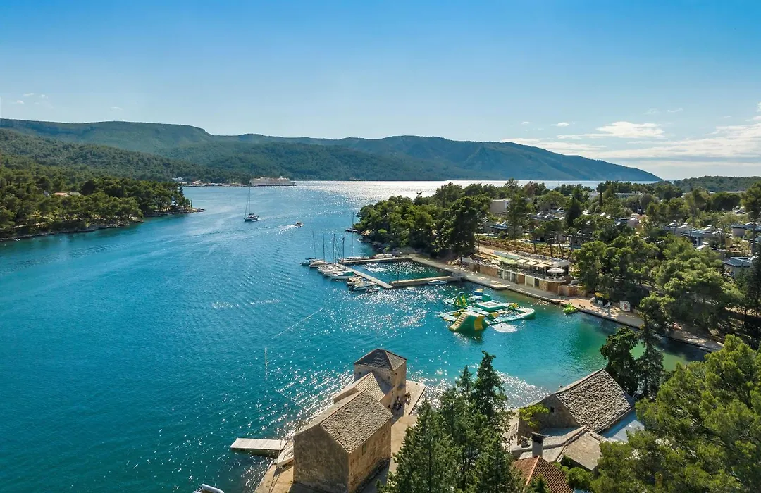 Valamar Amicor Green Resort-1
