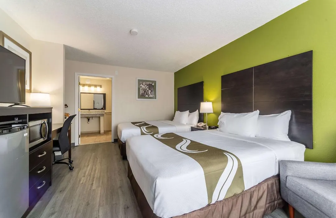 Quality Inn & Suites Vandalia Near I-70 And Hwy 51-1