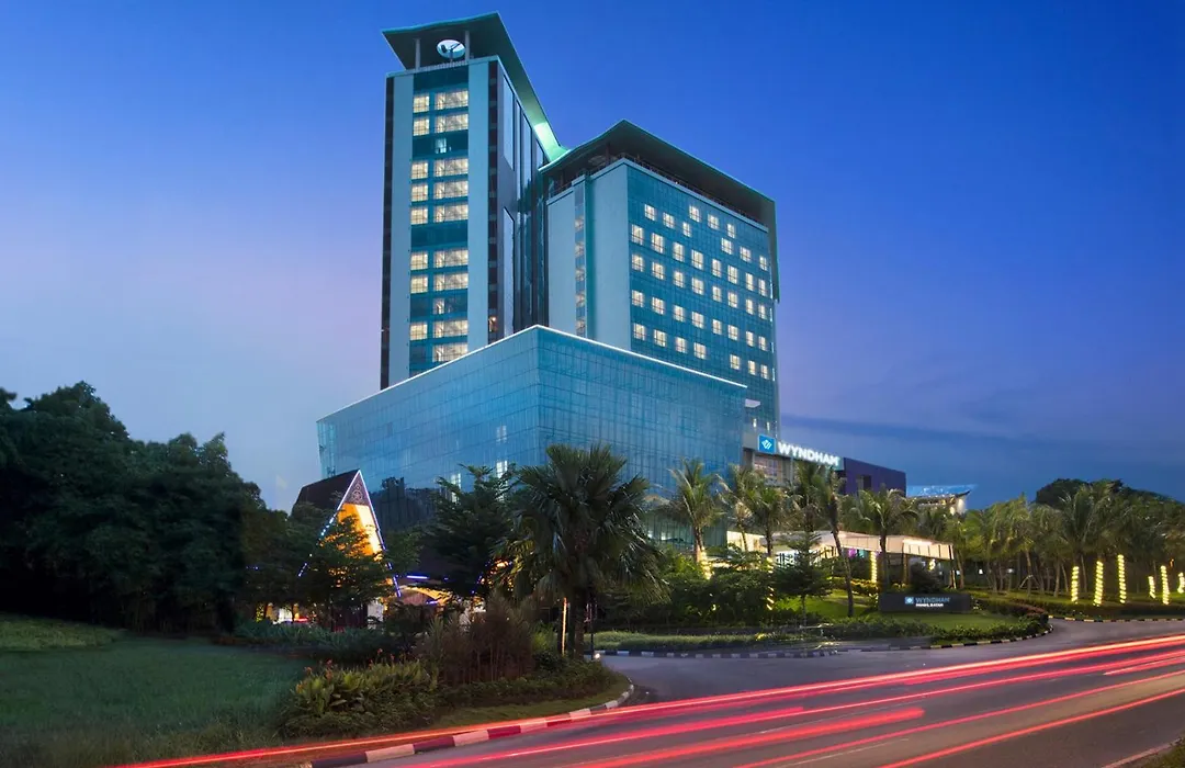 Wyndham Panbil Batam-1
