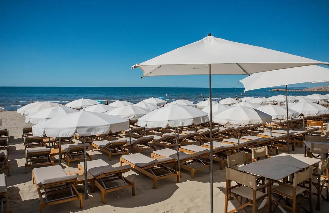 Hôtel de la Plage-1