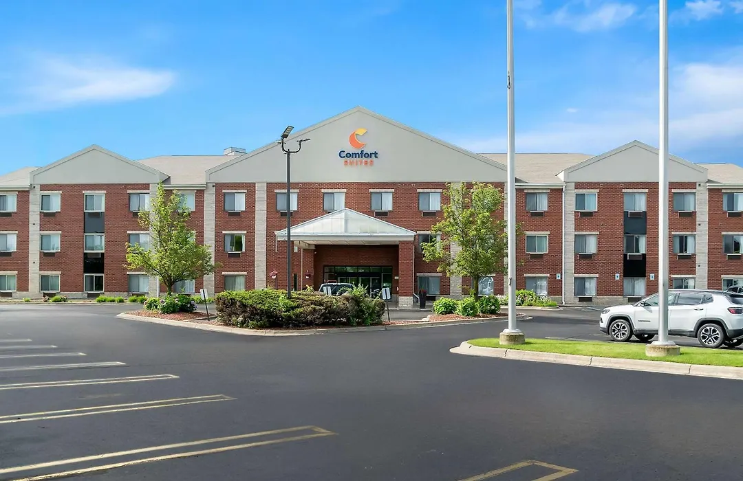 Holiday Inn Express & Suites Southfield - Detroit-1