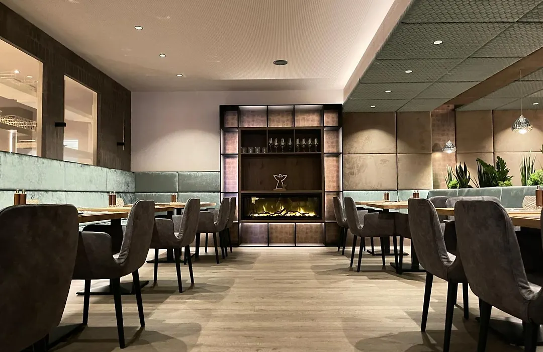 Hotel Alpina-1